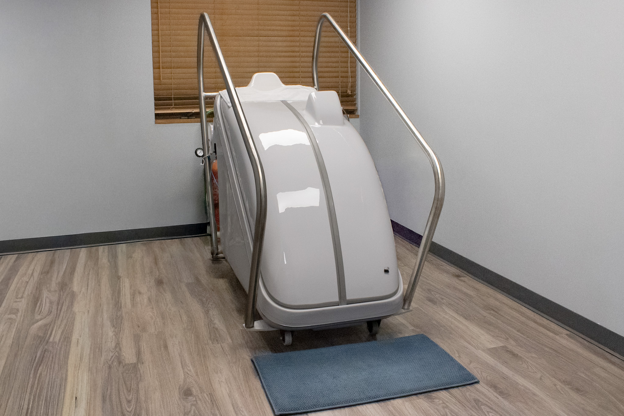 HOCATT therapy for weight loss and detox at Between the Bridges Healing Center in Mankato, MN